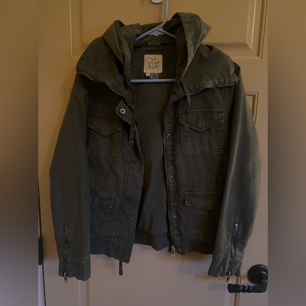 Women’s olive green zip up jacket size small